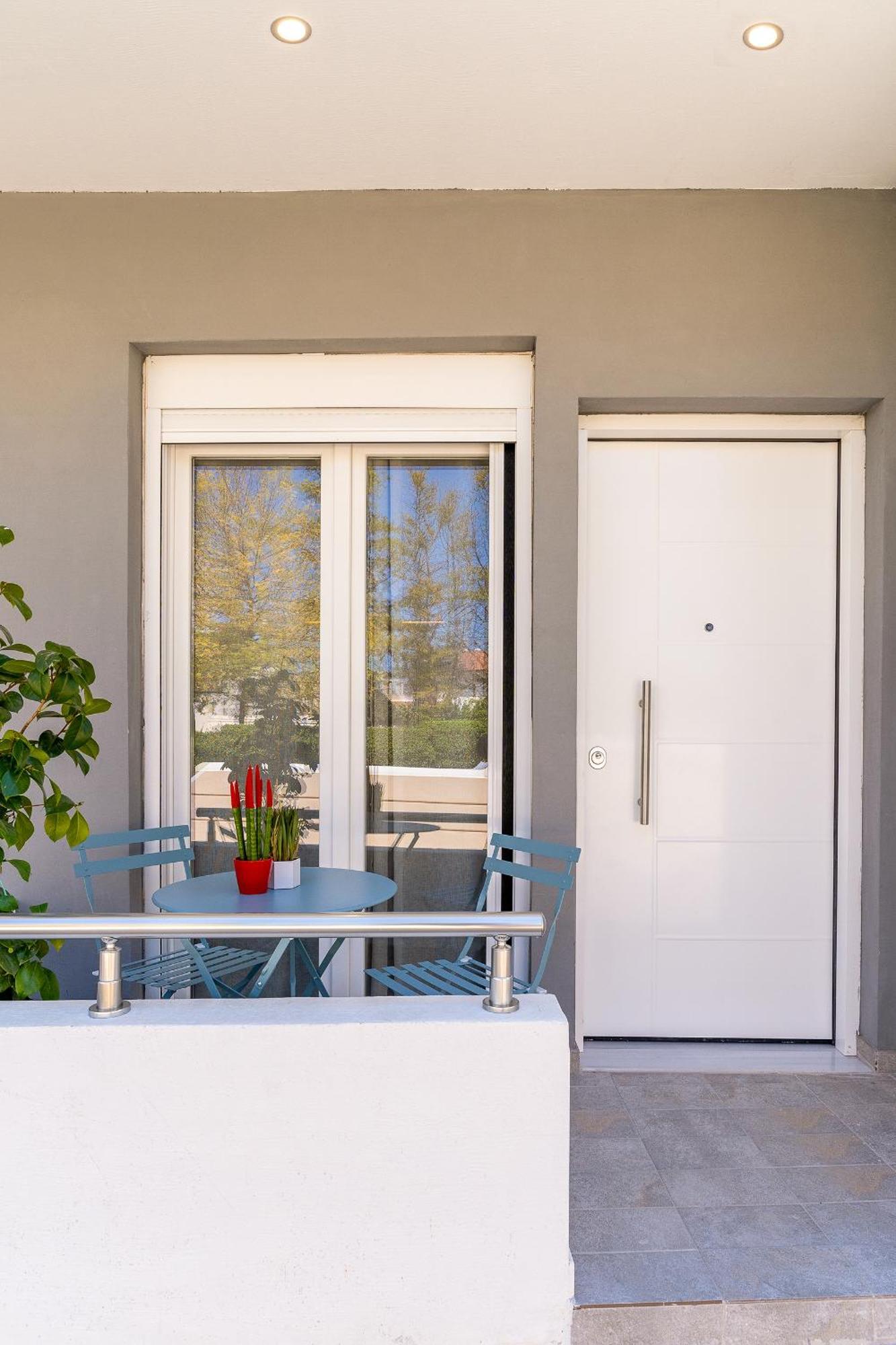 Spáta Theo'S Cozy Apartment'S Near Athens Airport מראה חיצוני תמונה